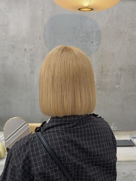 エクラ(ECLAT) ベージュカラー