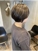 ショートボブ
