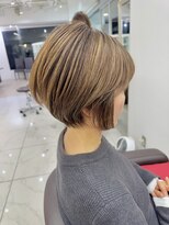 アッシュ 下北沢店(Ash)&nbsp;白髪ぼかしハイライトのくびれショート