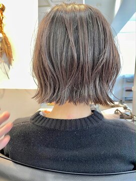 グラフ 鎌倉(GRAFF) 大人可愛い20代30代40代前下がりショートボブ【GRAFF鎌倉】