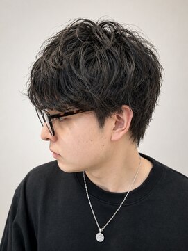 ノッツ(KNOTS) ぺたんとなる方必見！自然なボリュームで好印象！メンズパーマ