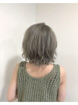 ヴィダ クリエイティブ ヘアーサロン(Vida creative hair salon) 外国人風シルバーグレージュ！！！