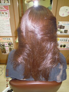 トータルビューティーサロンカワニシ カラー・トリートメント