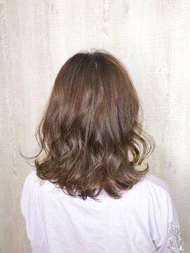 オアシス ガーデン 上野店(Oasis GaRDEN) くびれセミディ×エッジショート