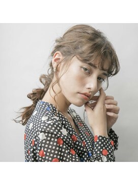 アピッシュ ギンザ(apish ginza) tomoヘア＊似合わせヘアアレンジ　後れ毛重要＊