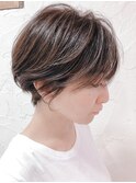 耳掛けハンサムショート