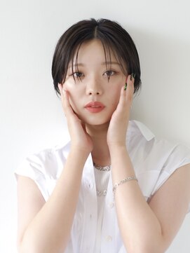 ヘアメイク エイト キリシマ(hair make No.8 kirishima) ハンサムショート×グレージュ・instagram @no8_doc_shinichi