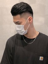 フランクスバーバーリザーブ 人形町店(FRANK’S BARBER RESERVE) 七三オールバックフェード y