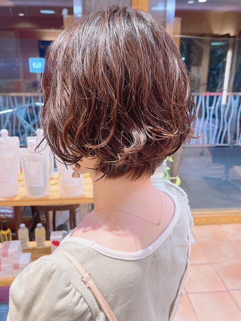 【morio原宿】ショートボブパーマ　前髪あり　ふんわりパーマ