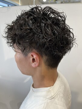 リベラ 鳩ヶ谷(LIBERA) ツイストスパイラル/マッシュパーマ/リベラ鳩ヶ谷