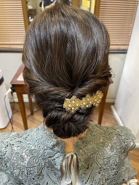 ヨシユキ(YOSIYUKI) タイトシニヨン