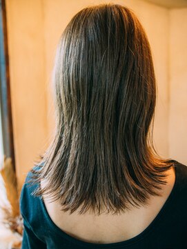 アマリス(Amaris) 外ハネミディ20代/30代/40代/庭瀬