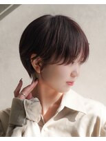 カライングドゥ(ing deux)&nbsp;大人可愛い20代30代40代黒髪前下がりショートボブ丸みショート◎