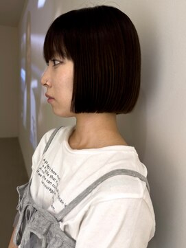 イーズ(e's) すとんとしたボブ 〈riko〉