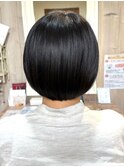 大人ショートボブ/エイジングケア/頭皮ケア/艶感ストレートボブ