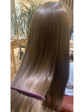 美容室 アイディー i-dee グリニコトリートメント