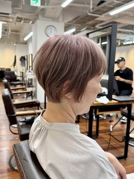 グランルッソ 岡山イオン前(GRAN LUSSO) 白髪だからできる白髪活かしカラー【二若】