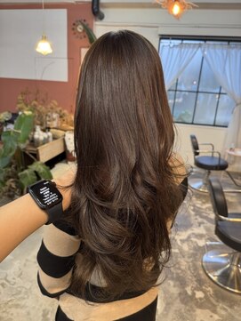 チャプター 問屋町(chapter) ブリーチなし赤味なし透明感グレージュカラー顔まわりレイヤー