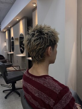 スタンド 博多(STAND) スパイキーウルフショートスタイル