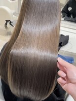 ザックジングウ 表参道(ZACC JINGU) グレーベージュ/レイヤーロング/髪質改善/くびレイヤー