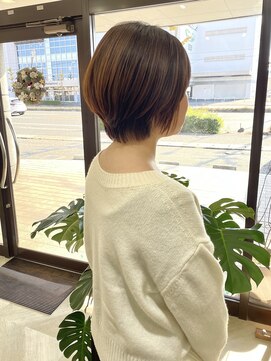 ひし形ショート×ブラウンカラー