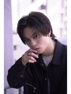 クロム トウキョウ ザ バーバーアルト 神保町店(CHROM TOKYO the Barber ALT) ナチュラルセンターパート