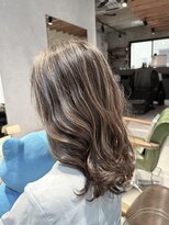 ルミ ツー 横浜駅店(Lumi 2)&nbsp;白髪ぼかしコントラストハイライト