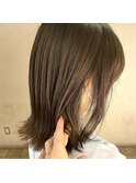 ベージュブラウン
