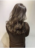 ナチュラルハイライトグレージュスタイル