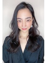 リークフー(Ree cu fuu)&nbsp;大人かわいいかきあげ前髪のロングスタイル♪藤沢