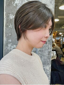 ピア(Pia) pia ショート　ショートカット　ショートヘアー