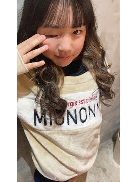 ニコア 千葉(nicoa) アッシュベージュ/大人かわいい/大人巻き[千葉/千葉駅]