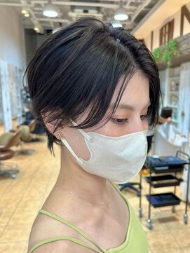 ベンチ(bench) 【大人女子綺麗めショート】ショートヘア/千葉ショート