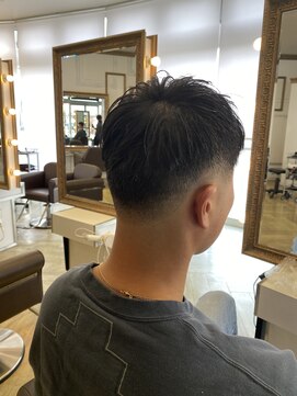 コワファースト 大分(COIFF1RST) フェードカット、クロップ