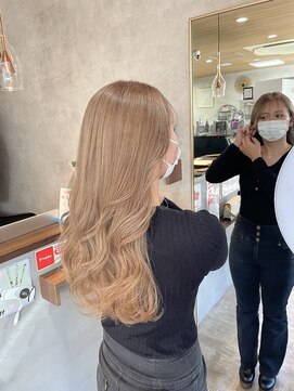 リエンス(RIENS) 【RIENS】ベージュ×山本優舞