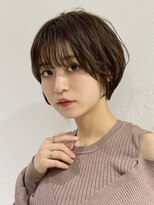 アンド ストーリーズ(&STORIES)&nbsp;前髪あり耳掛け丸みくびれショートボブ20代30代40代50代(蘭)