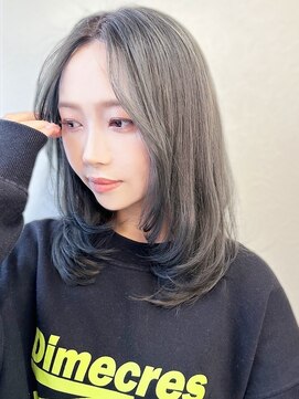 リノショアーズ ショウナン 辻堂店(RinoShores SHONAN) 20代30代大人可愛いダブルカラーアッシュグレージュミディ