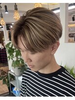 ウェイビーエフティフィフス 横浜西口(WAVEY ft.fifth)&nbsp;センターパートニュアンスパーマ韓国コンマヘアカルマパーマ横浜