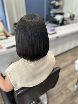 アトレ(attrait) 縮毛矯正/Aujuaトリートメント/毛先カット