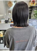 外はね/切りっぱなしボブ/透明感カラー/地毛風カラー/暗髪