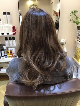 サロン ド ルーク(salon de LHOOQ) ロングスタイル