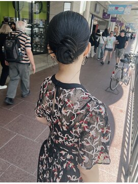 ロレト(Loreto) シニヨン