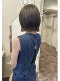 オリーブグレージュ×切りっぱなしロブ