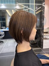 【丁寧なカウンセリングを土台にしたスタイル作り】ご自宅でも自分で簡単に再現できるスタイルをご提案。