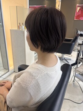 シャンプーボーイエイムス(SHAMPOO BOY aims) 丸みショートボブ