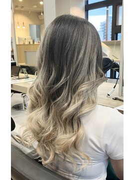 リア 近鉄八尾店(Lia) バレイヤージュ☆