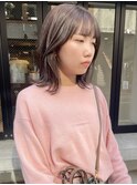 【松本咲花】ミディアムレイヤーカット春カラーピンクグレージュ