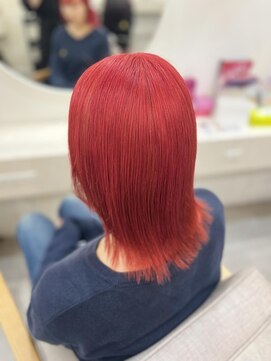 ラビス クローバー(Lovis clover) 赤