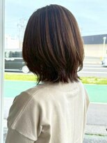 ノッポサン(Noppo3) ミディアムレイヤー グレージュ 外ハネ 30代 髪質改善