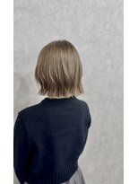 フランチェスカドットボブ(francesca.bob)&nbsp;ミルクティーベージュ×ハイトーンボブ【渡辺俊弥】梅田